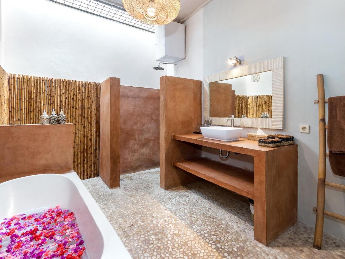 Villa Chamade Семиняк Екстериор снимка